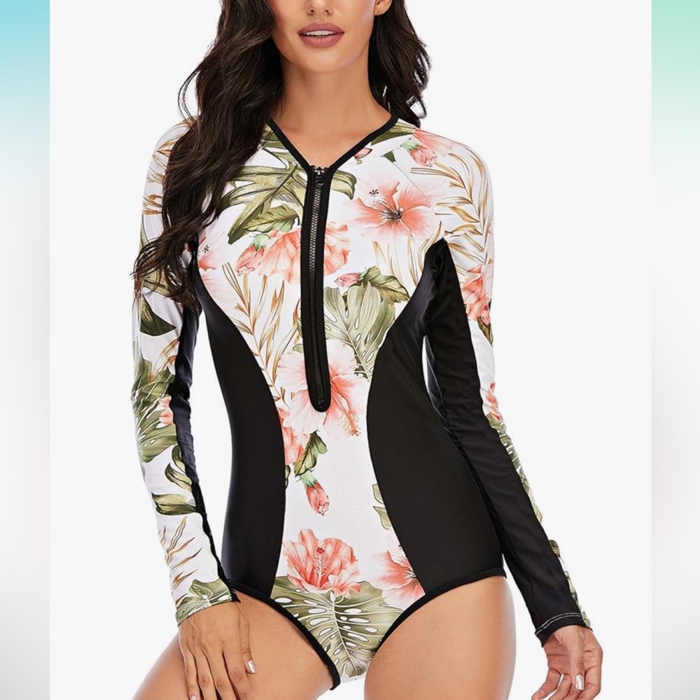 NWT Women’s one piece rash guard swimsuit